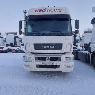Седельный тягач КАМАЗ 5490-801-DC (газодизель)