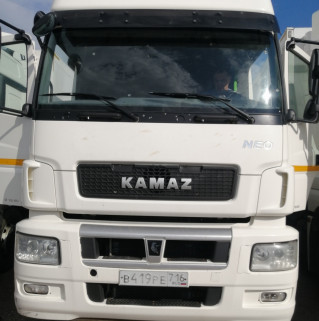 Седельный тягач КАМАЗ 5490-893-DC (газодизель)