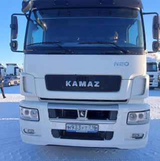 Седельный тягач КАМАЗ 5490-801-DC (газодизель)