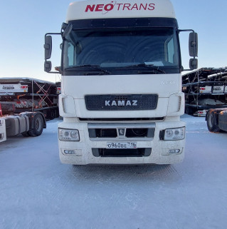 Седельный тягач КАМАЗ 5490-801-DC (газодизель)