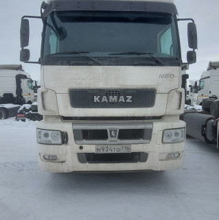 Седельный тягач КАМАЗ 5490-801-DC (газодизель)