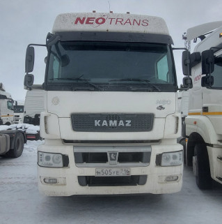 Седельный тягач КАМАЗ 5490-801-DC (газодизель)