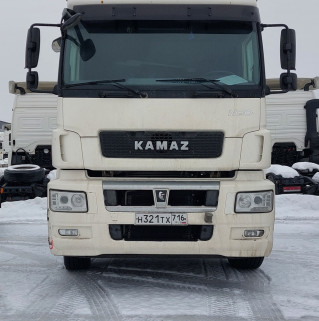 Седельный тягач КАМАЗ 5490-801-DC (газодизель)