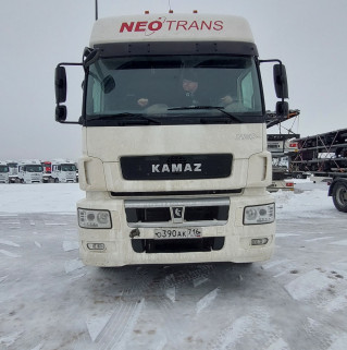 Седельный тягач КАМАЗ 5490-801-DC (газодизель)