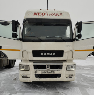 Седельный тягач КАМАЗ 5490-801-DC (газодизель)