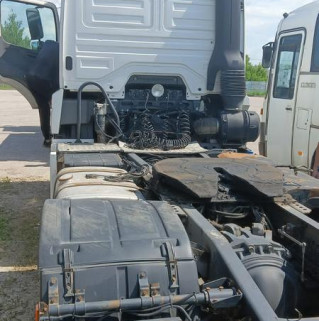 Седельный тягач КАМАЗ 5490-892-87 (S5) (газодизель)