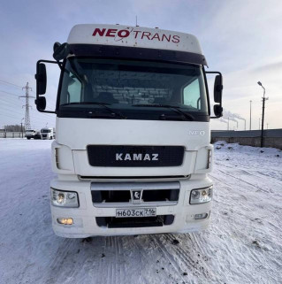 Седельный тягач КАМАЗ 5490-801-DC (газодизель)
