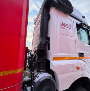 Седельный тягач КАМАЗ 5490-801-DC (газодизель)