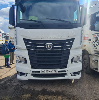 Седельный тягач КАМАЗ 54901-70014-СА