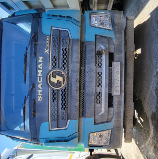 Shacman (Shaanxi) SX* 6x4 Седельный тягач