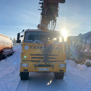 Галичский автокрановый завод (ГАКЗ) КС-55713* на шасси КамАЗ 43118 6x6 Автокран