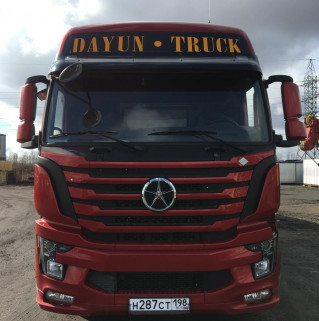 Dayun CGC* 6x4 Седельный тягач