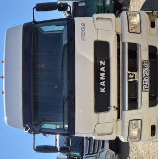 КамАЗ 5490 4x2 Седельный тягач