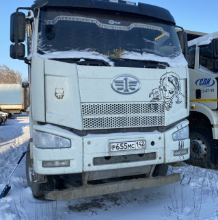 FAW J6 8x4 Самосвал