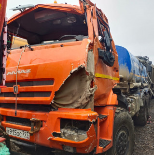 НПО Трансмастер 4671* на шасси КамАЗ 43118 6x6 Автоцистерна пищевая