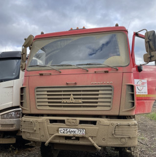 МАЗ 6432 6x6 Седельный тягач