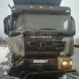 Shacman (Shaanxi) SX* 8x4 Самосвал