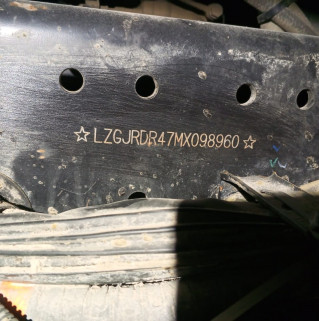 Shacman (Shaanxi) SX* 6x4 Самосвал