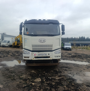 FAW J6 8x4 Самосвал