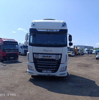 DAF XF 6x2 Седельный тягач
