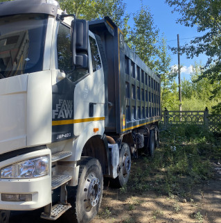 FAW J6 8x4 Самосвал