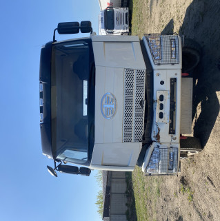 FAW J6 6x6 Седельный тягач