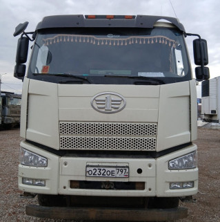 Автомастер 5589* на шасси FAW CA 3250 6x4 Зерновоз