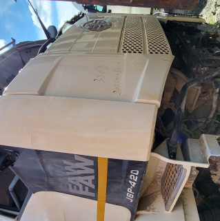 FAW J6 6x6 Самосвал