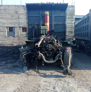 Shacman (Shaanxi) SX* 8x4 Самосвал