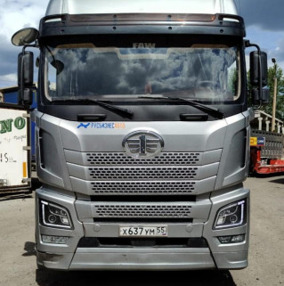 FAW JH6 4x2 Седельный тягач