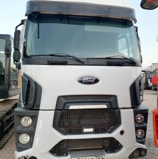 Ford Cargo 4x2 Седельный тягач