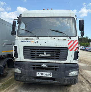 МАЗ 6430 6x4 Седельный тягач