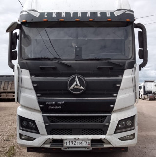 SANY HQC* 4x2 Седельный тягач