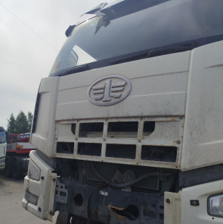 FAW J6 6x6 Самосвал