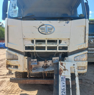 FAW J6 8x4 Самосвал