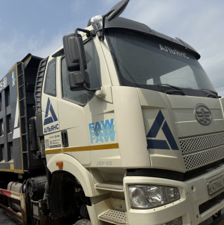 FAW J6 6x4 Самосвал