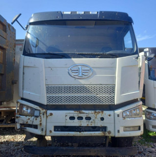 FAW J6 8x4 Самосвал