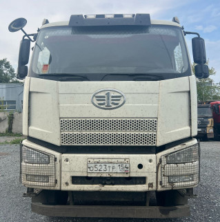 FAW J6 8x4 Самосвал