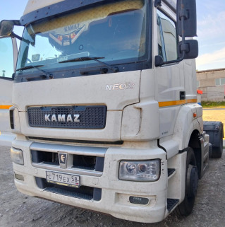 КамАЗ М1840 4x2 Седельный тягач