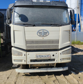 FAW J6 8x4 Самосвал