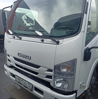 РусТрак 4389U* на шасси Isuzu ELF 9.5 (NQR) Изотермический/рефрижератор