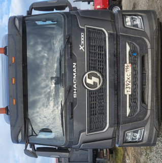 Shacman (Shaanxi) SX* 4x2 Седельный тягач