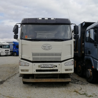 FAW J6 8x4 Самосвал