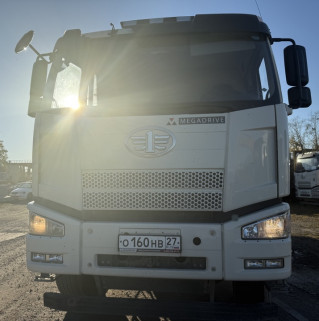 Айсин W0* на шасси FAW CA 3250 6x4 Бортовой с КМУ