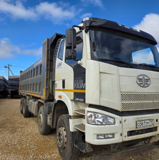 FAW J6 8x4 Самосвал