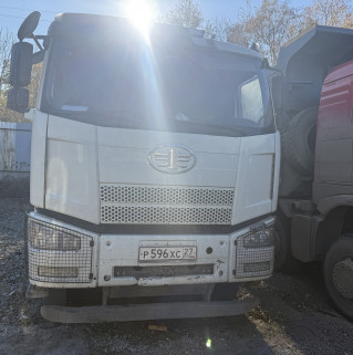FAW J6 8x4 Самосвал