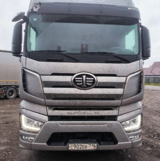 FAW J7 4x2 Седельный тягач