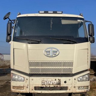 FAW J6 8x4 Самосвал