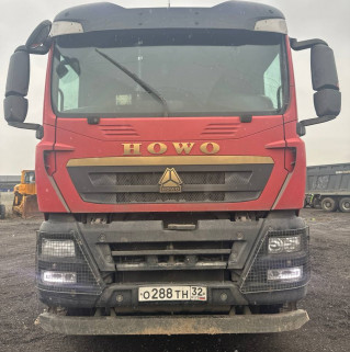 Howo ZZ* 8x4 Самосвал