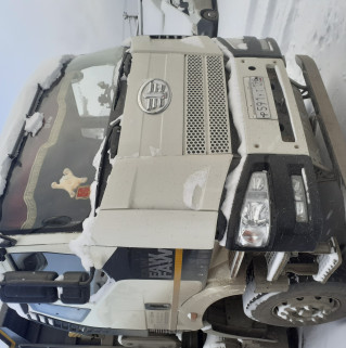 FAW J6 8x4 Самосвал